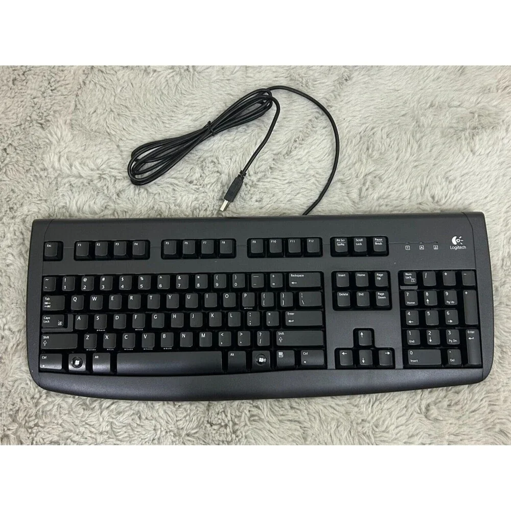 LOGITECH Y-UT76 Deluxe 250 USB Wired Desktop Keyboard - Black - New in O…